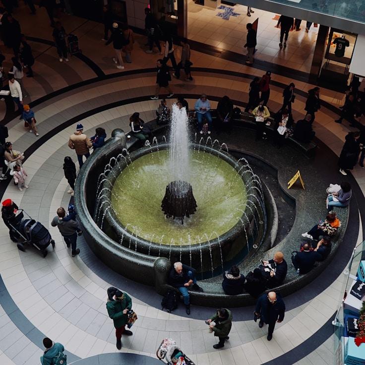 Family-friendly shopping and daily life in Italy